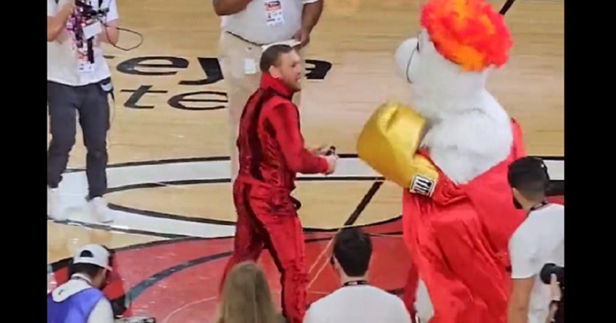 Conor McGregor Breaks Silence After Vicious Punch Sends NBA Mascot To ...